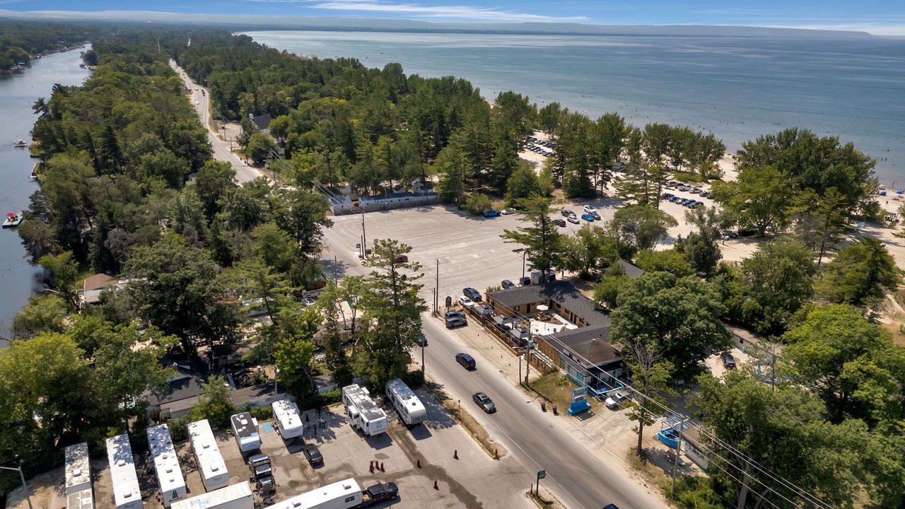 Photo of Outdoor in Wasaga Beach
