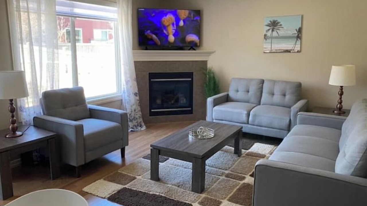 Photo of Livingroom in Southwest Edmonton