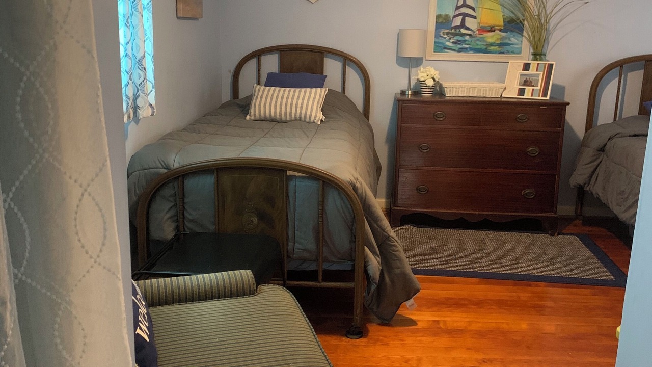 Photo of Bedroom in Lakeside