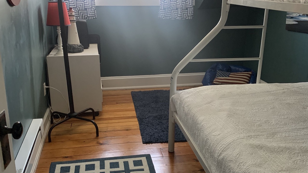 Photo of Bedroom in Lakeside