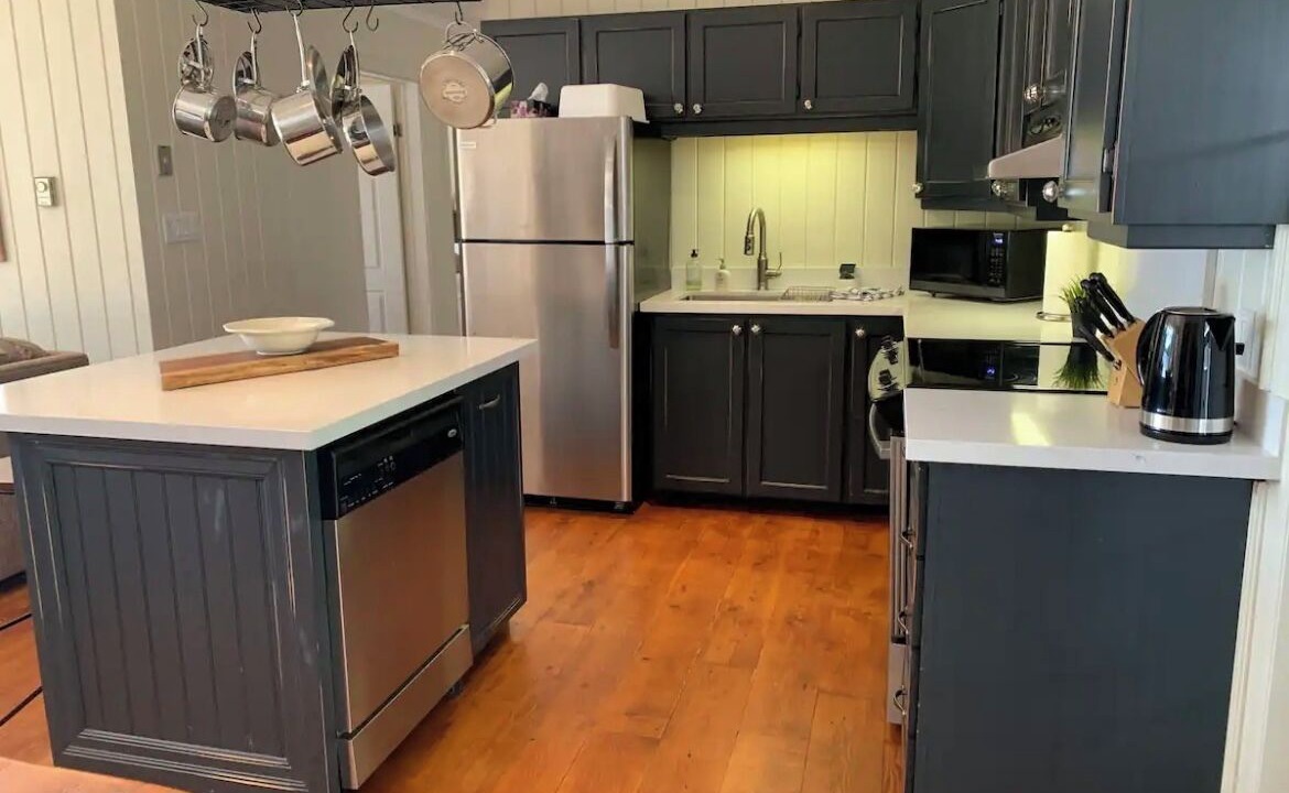 Photo of Kitchen in Muskoka Lakes