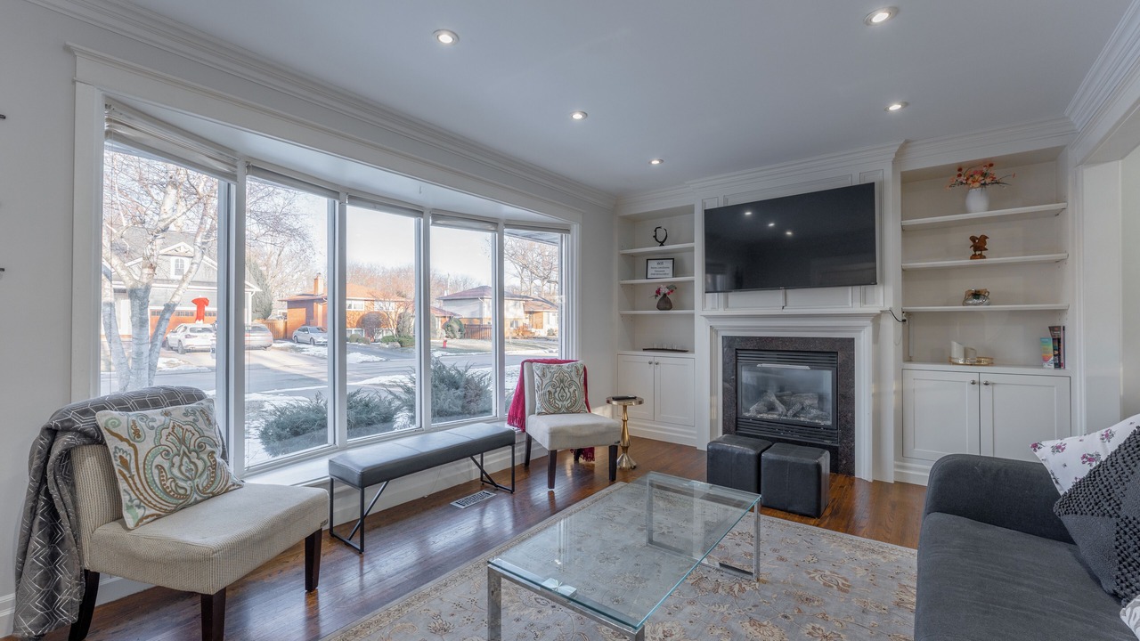 Photo of Livingroom in Burlington