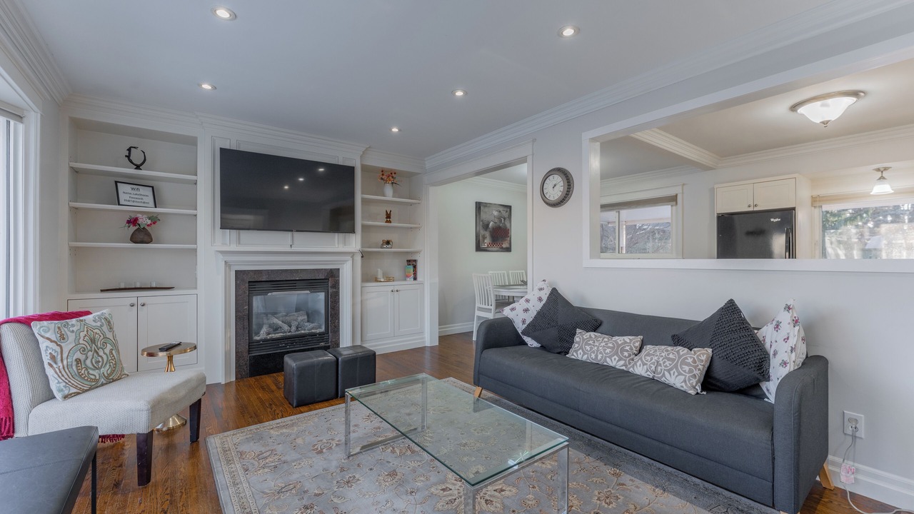 Photo of Livingroom in Burlington