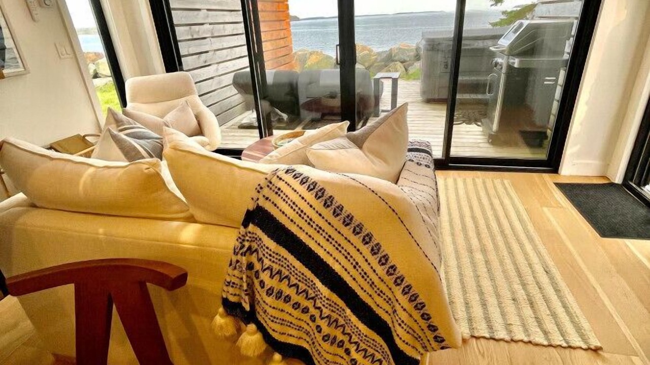 Photo of Livingroom in LaHave
