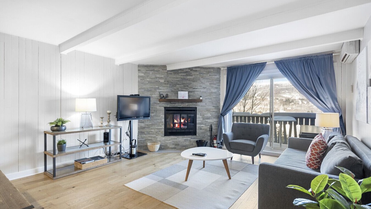 Photo of Livingroom in Mont-Tremblant