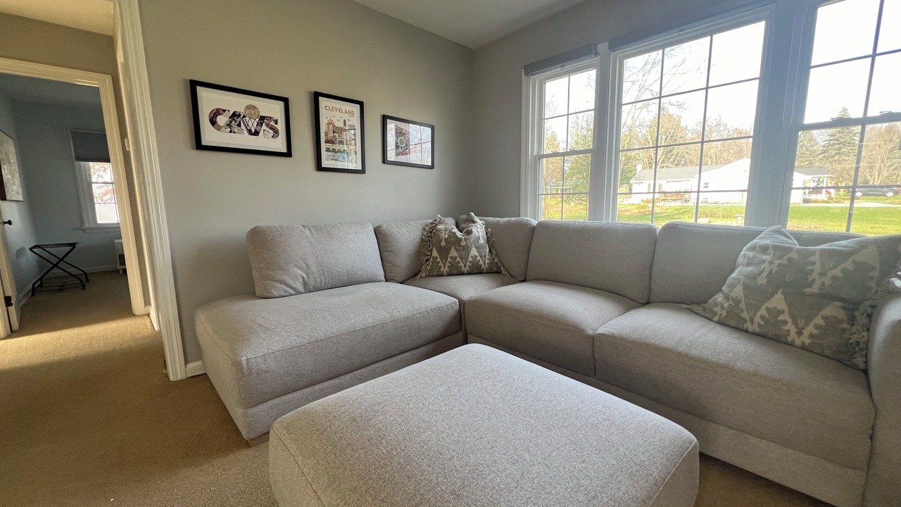 Photo of Livingroom in South Russell