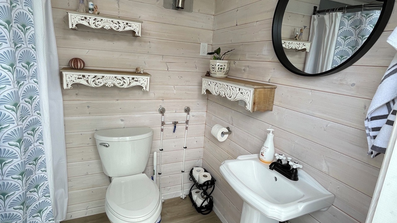 Photo of Bathroom in Fort Assiniboine