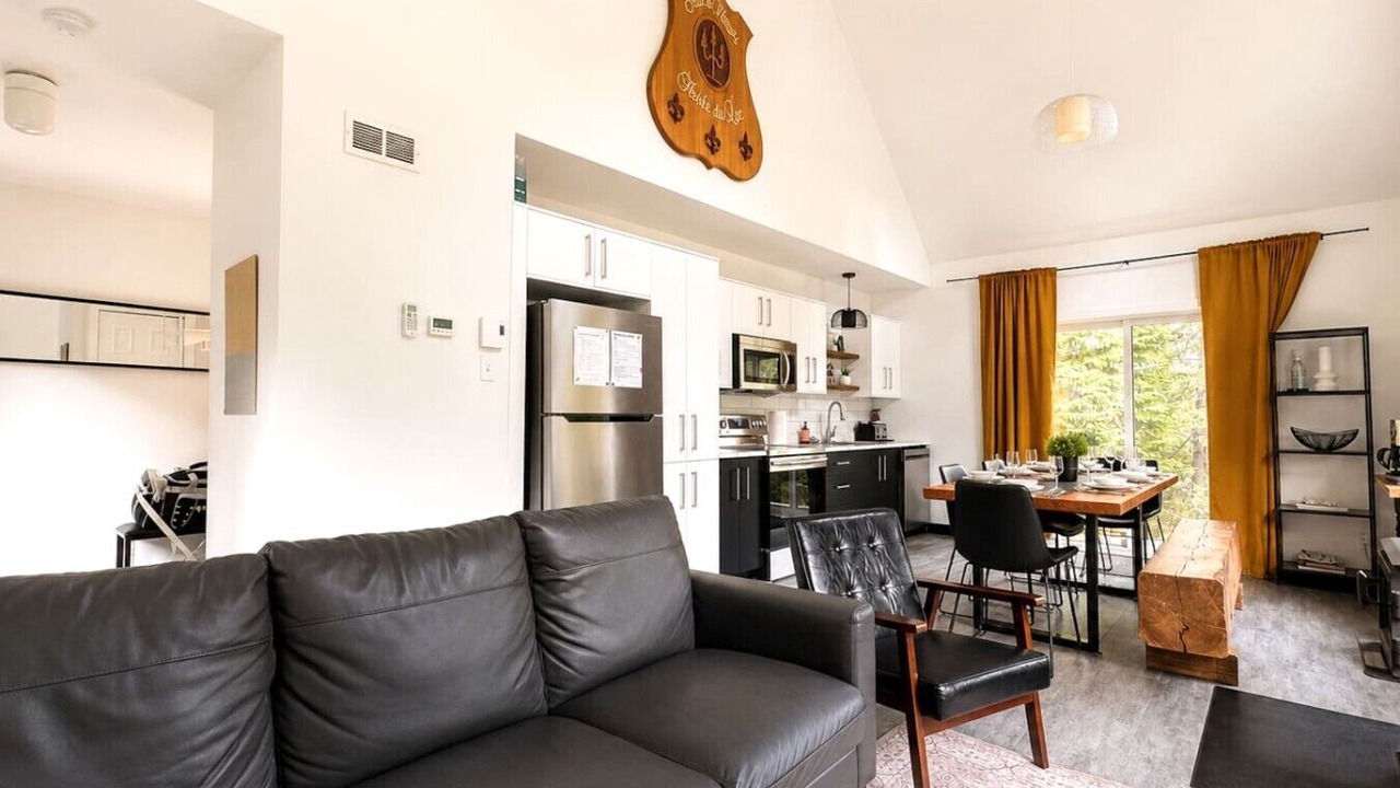 Photo of Livingroom in Sainte-Lucie-des-Laurentides