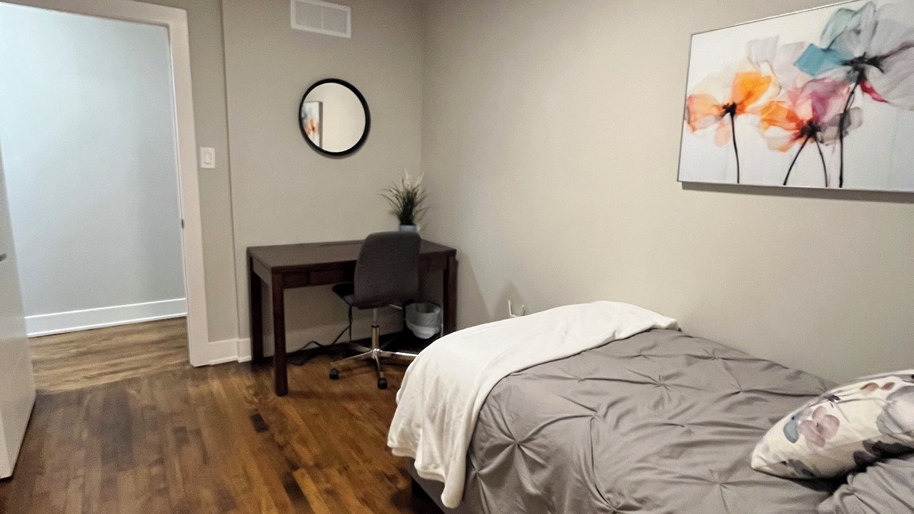 Photo of Bedroom in Vanier North