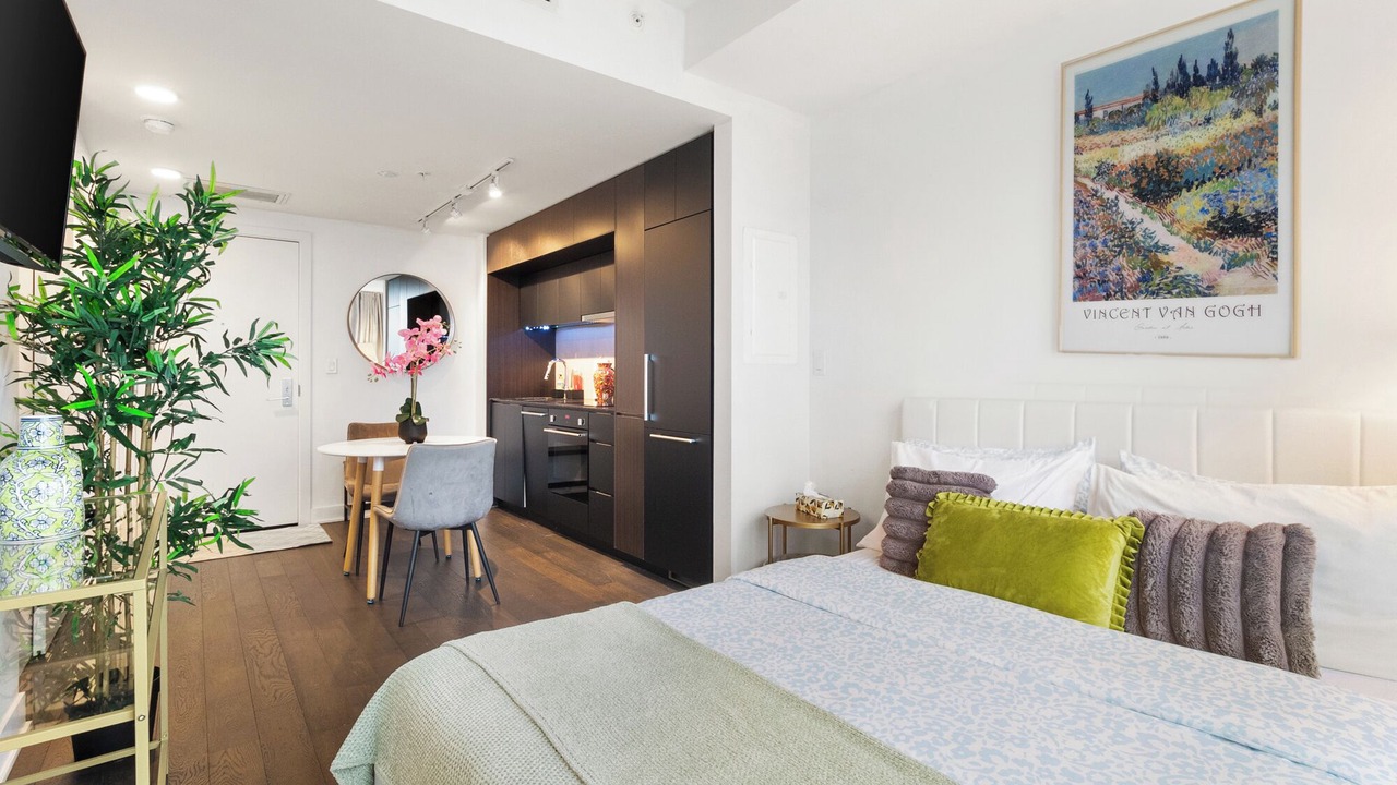 Photo of Bedroom in Downtown Montreal