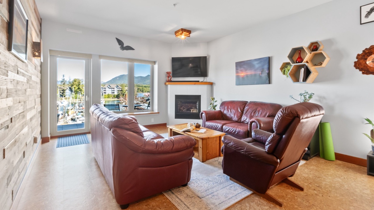 Photo of Bedroom in Ucluelet