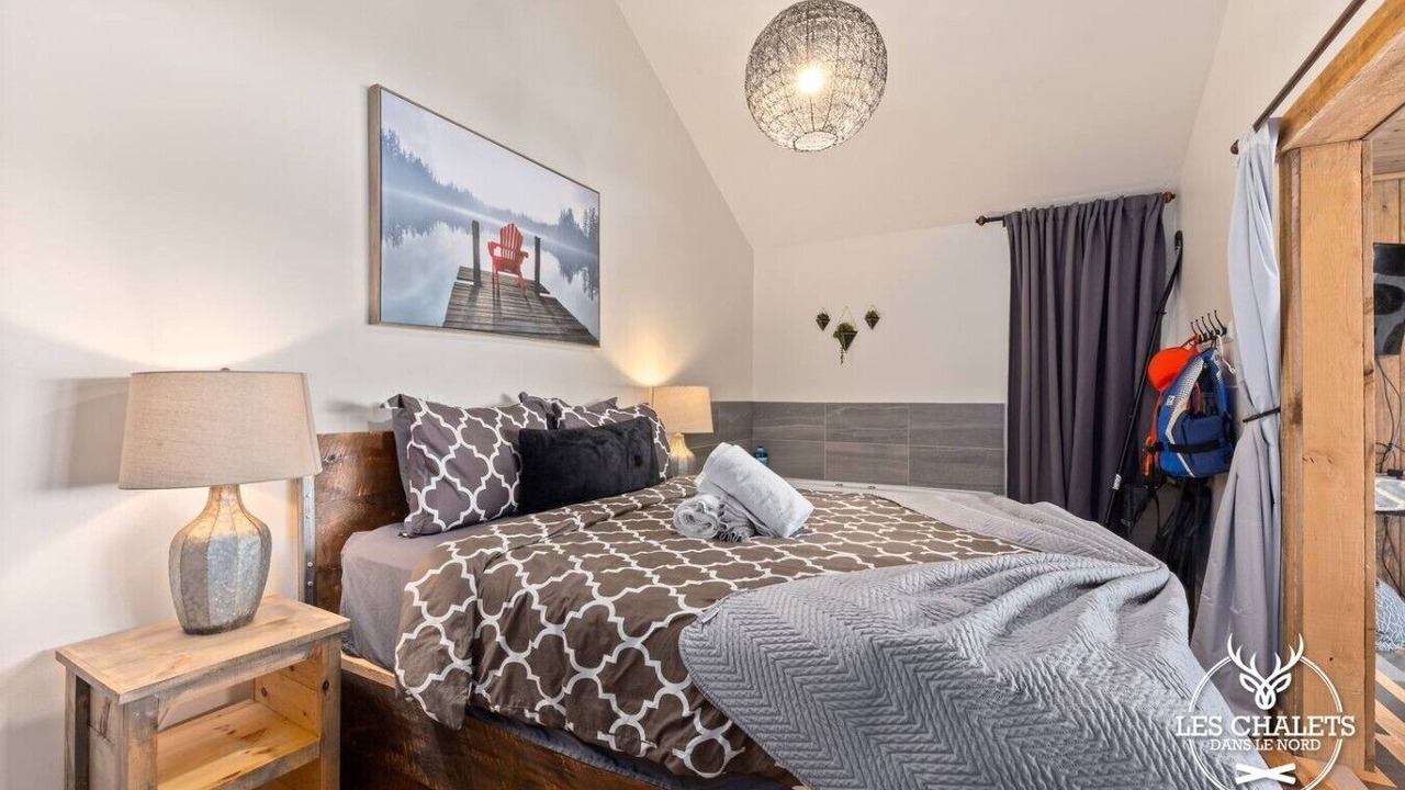 Photo of Bedroom in Sainte-Lucie-des-Laurentides