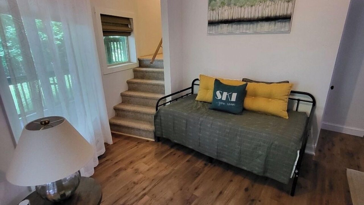 Photo of Livingroom in Ripley