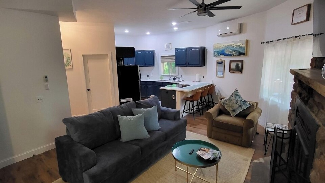 Photo of Livingroom in Ripley