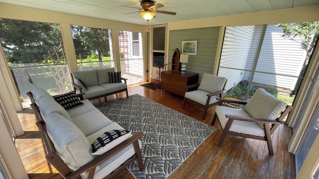 Photo of Livingroom in Vermilion