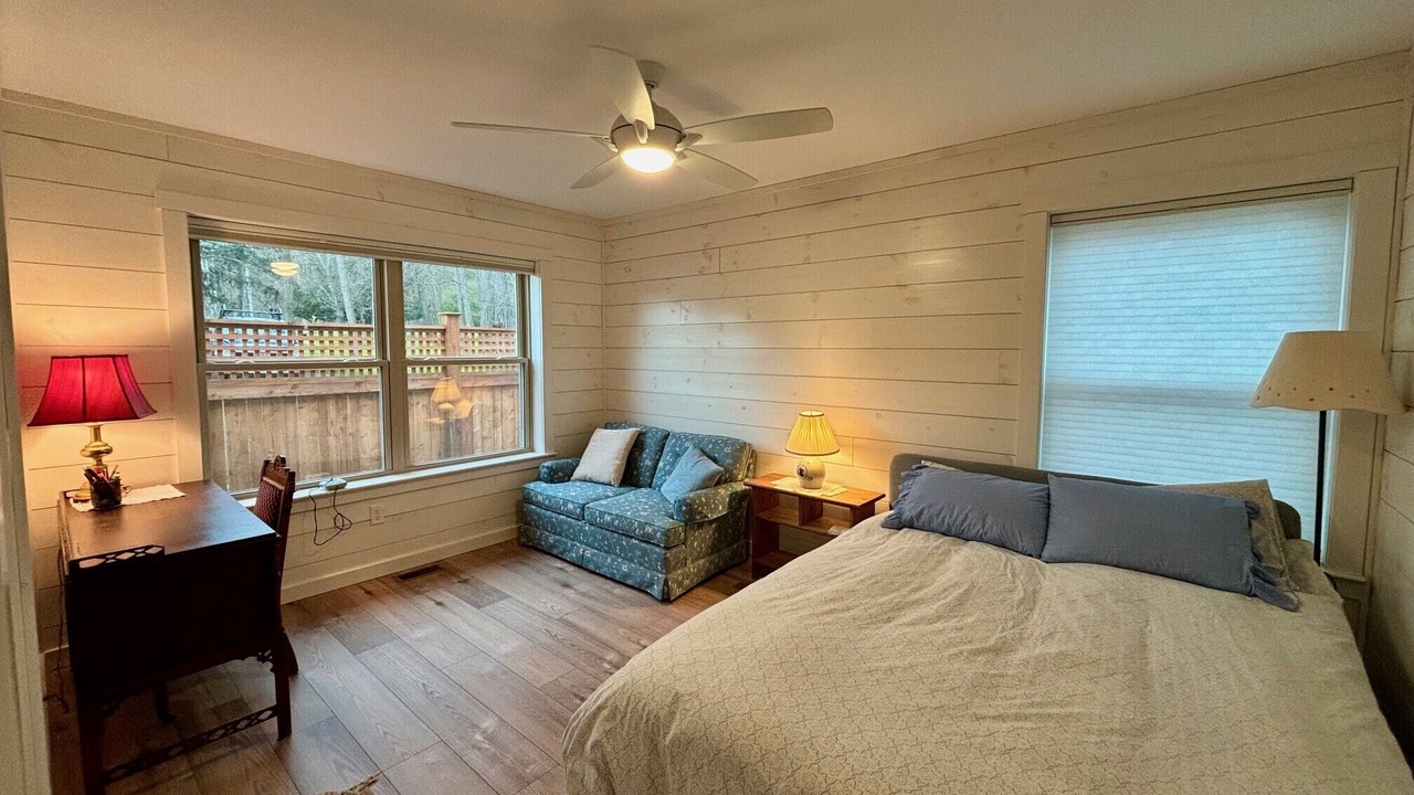 Photo of Bedroom in Ithaca