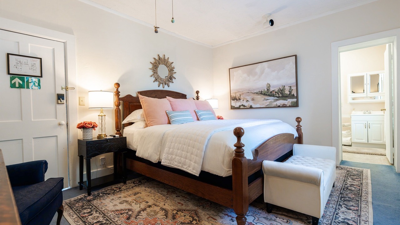 Photo of Bedroom in Marblehead