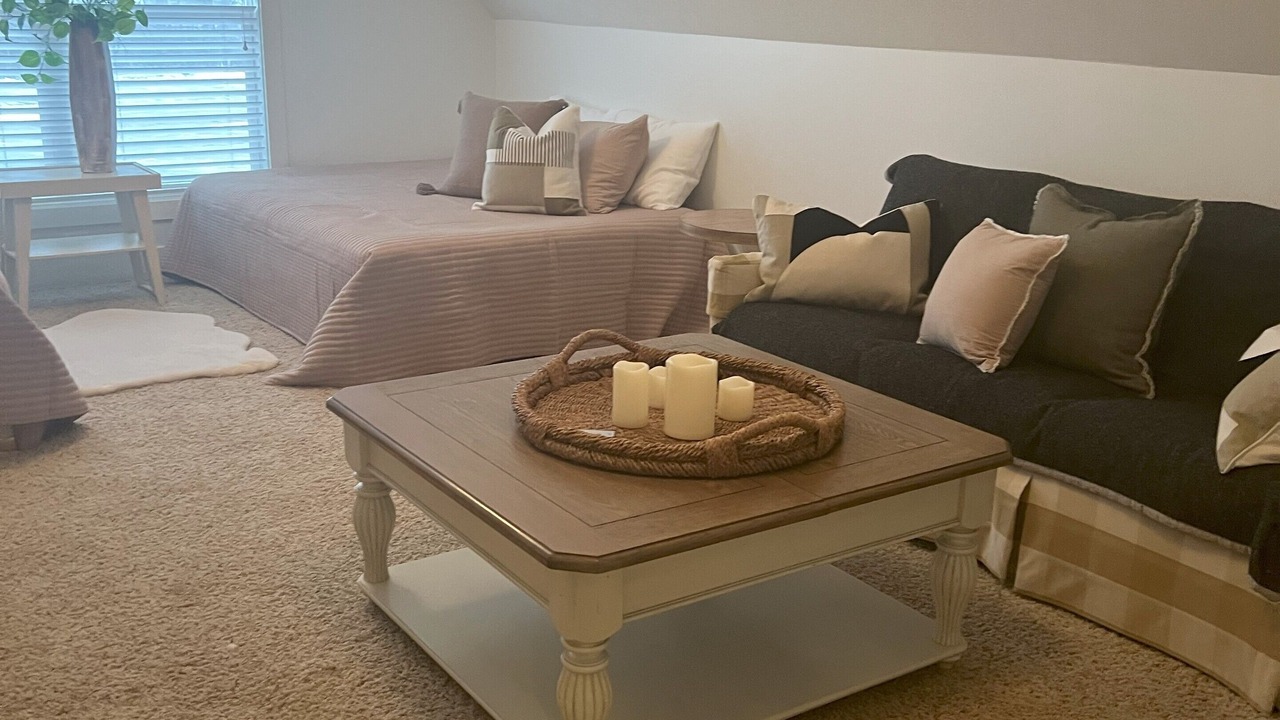 Photo of Livingroom in Marblehead