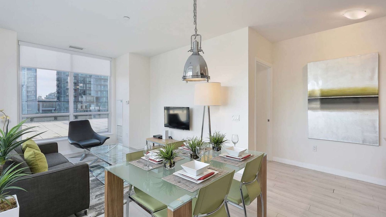 Photo of Others in Hurontario