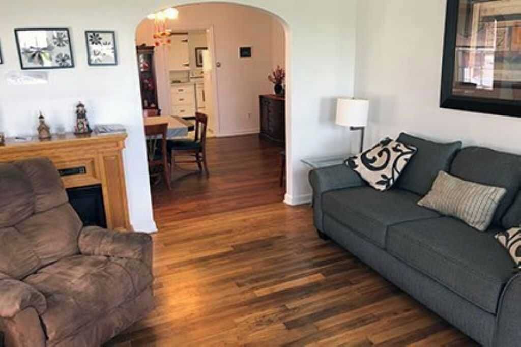 Photo of Livingroom in Huron