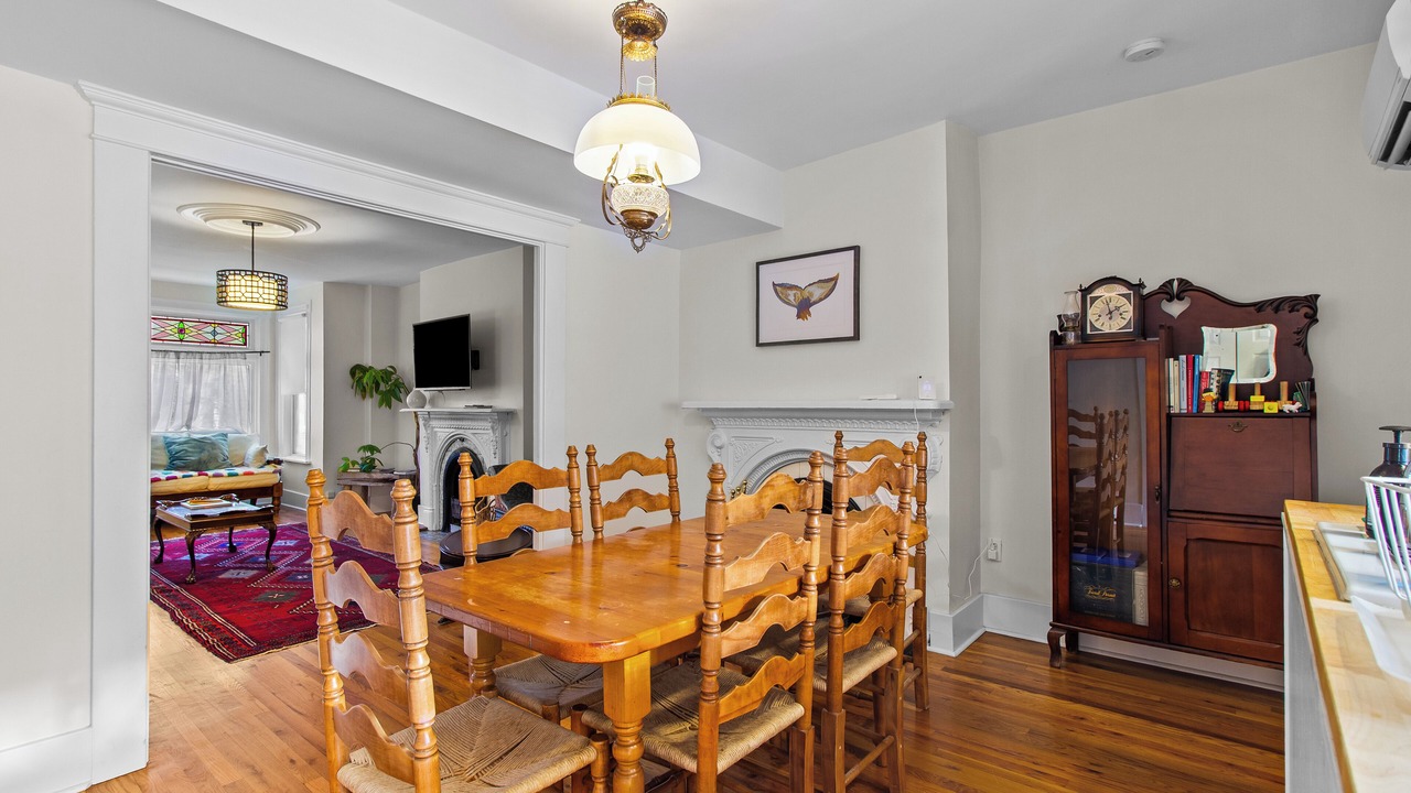 Photo of Livingroom in Waterford Valley
