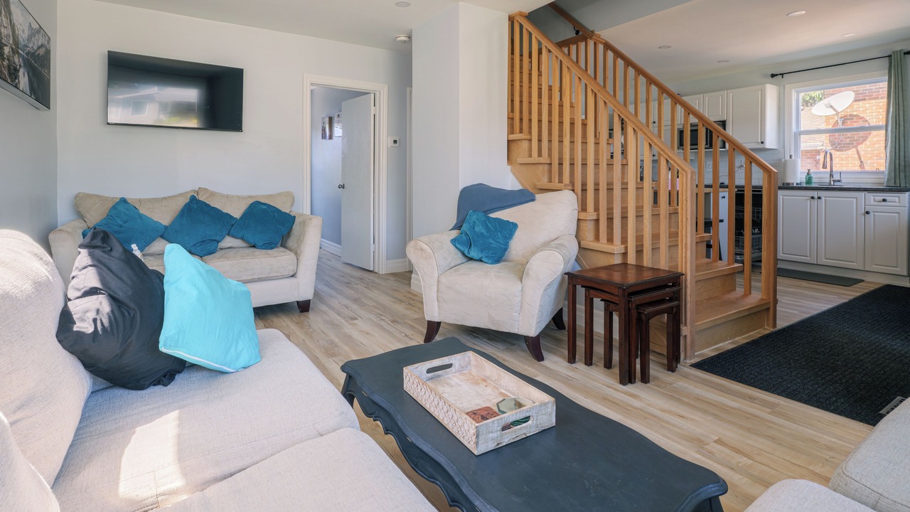 Photo of Livingroom in Kincardine