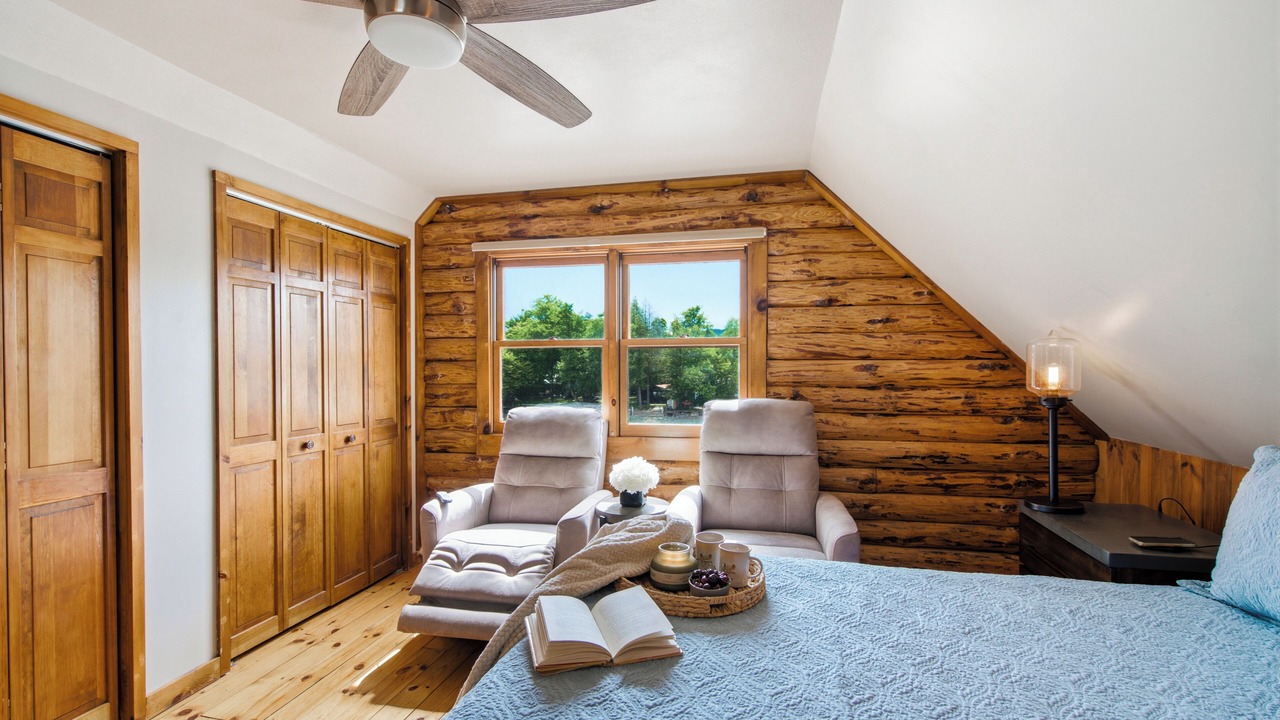Photo of Bedroom in Hamilton
