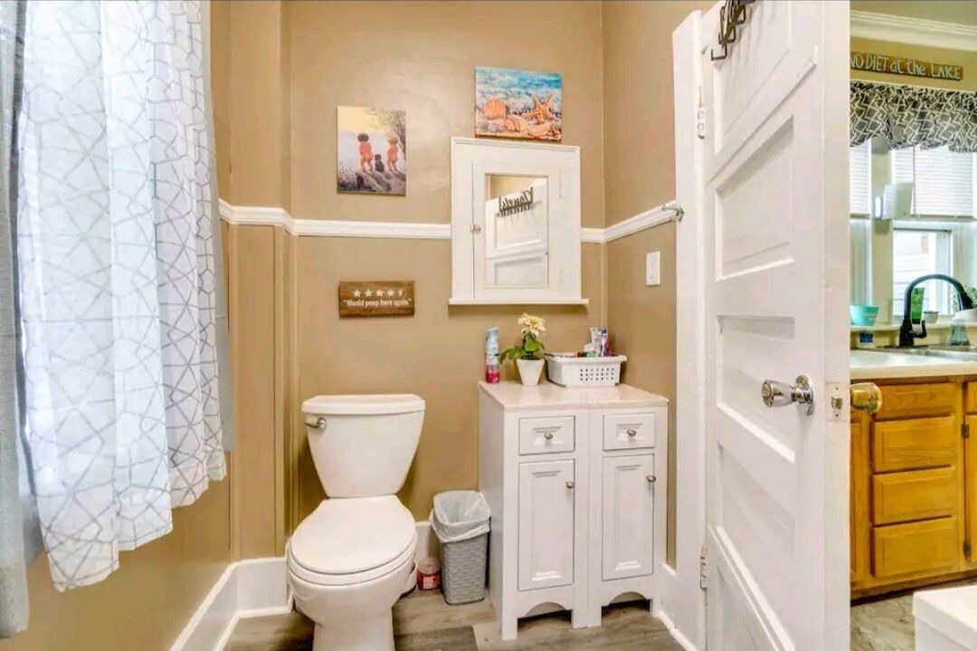 Photo of Bathroom in Port Clinton