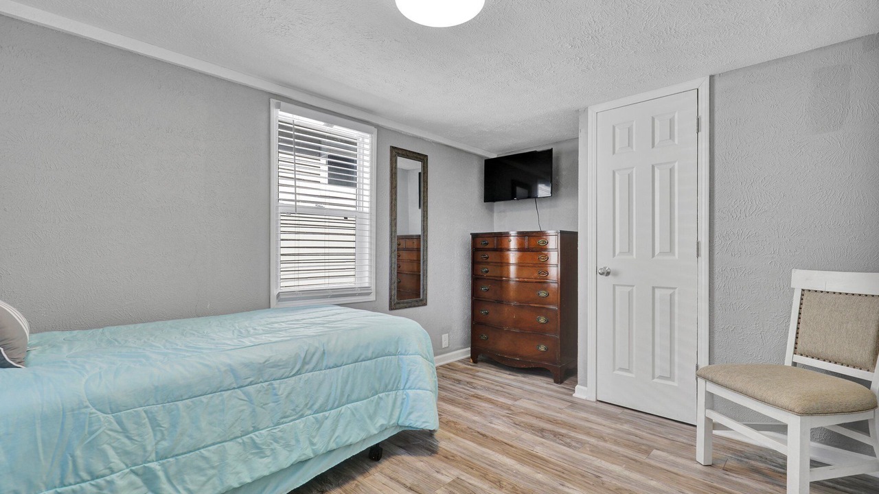 Photo of Bedroom in Lansing