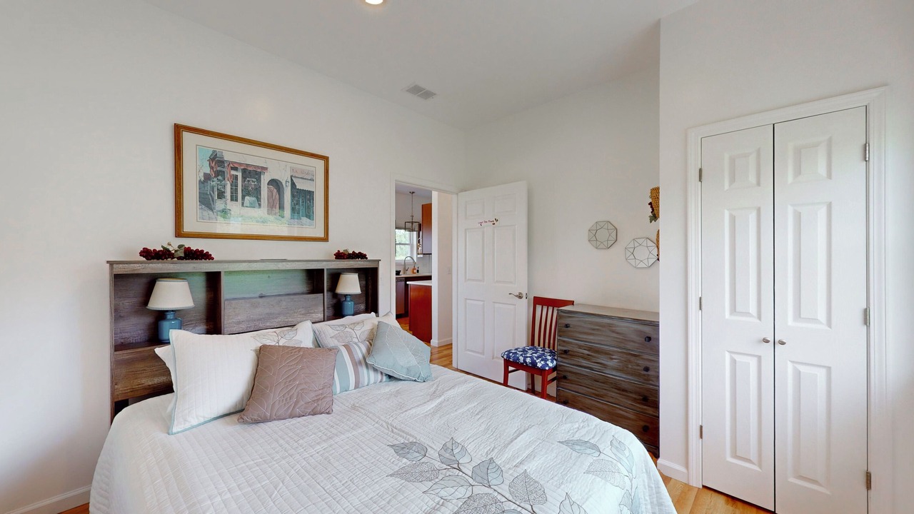 Photo of Bedroom in Hammondsport