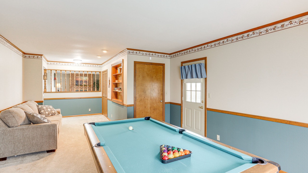 Photo of Bedroom in New Haven  Huron County