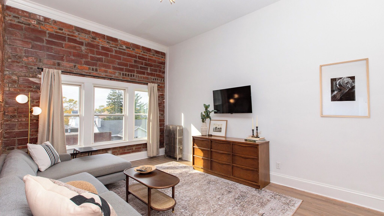 Photo of Livingroom in Lakewood