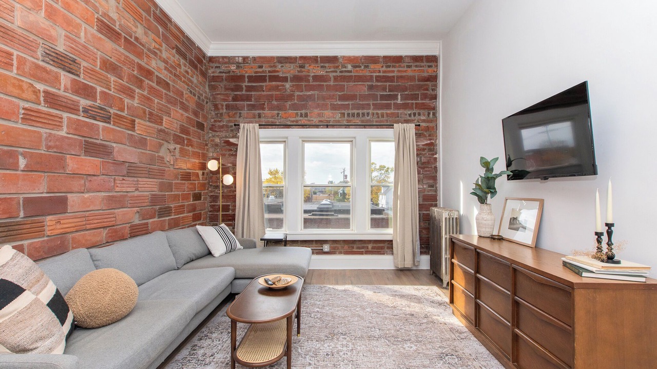 Photo of Livingroom in Lakewood