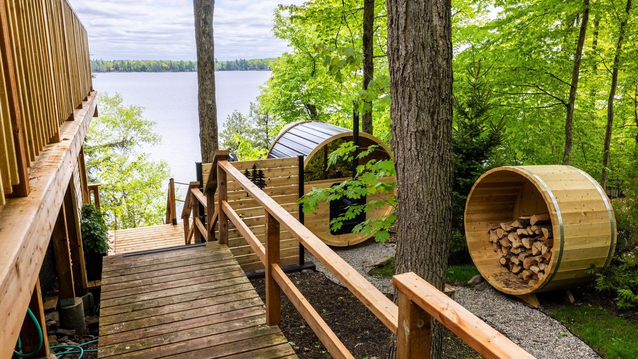 Photo of Patio Balcony in Rideau Lakes