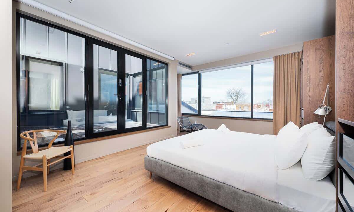 Photo of Bedroom in La Petite-Patrie