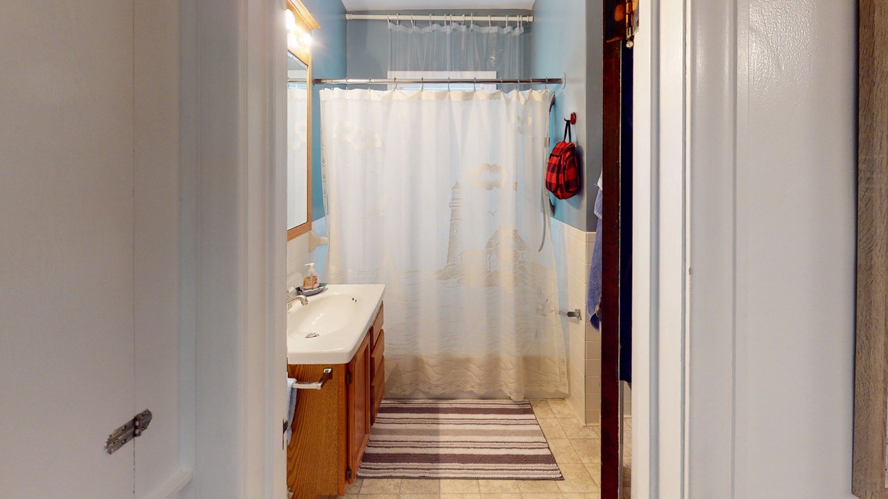 Photo of Bathroom in Lakeside