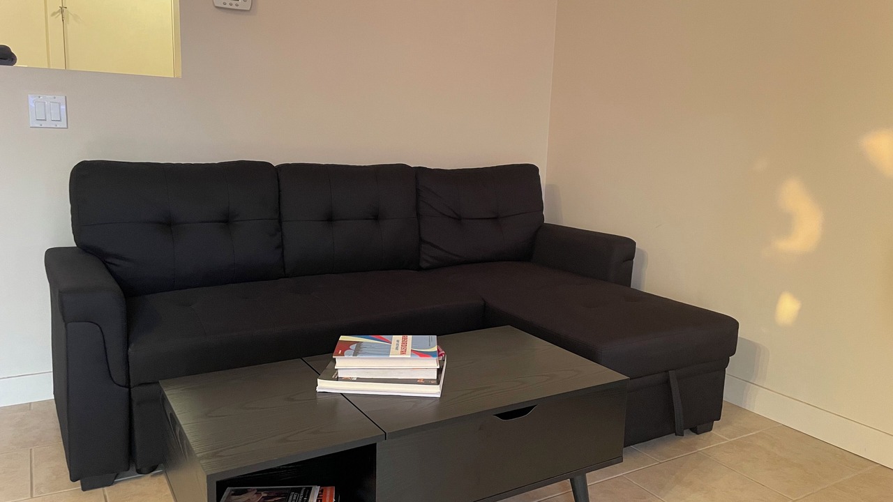 Photo of Livingroom in Haysboro