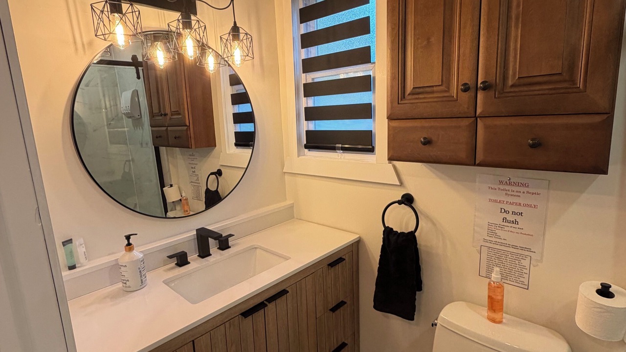 Photo of Bathroom in Utterson