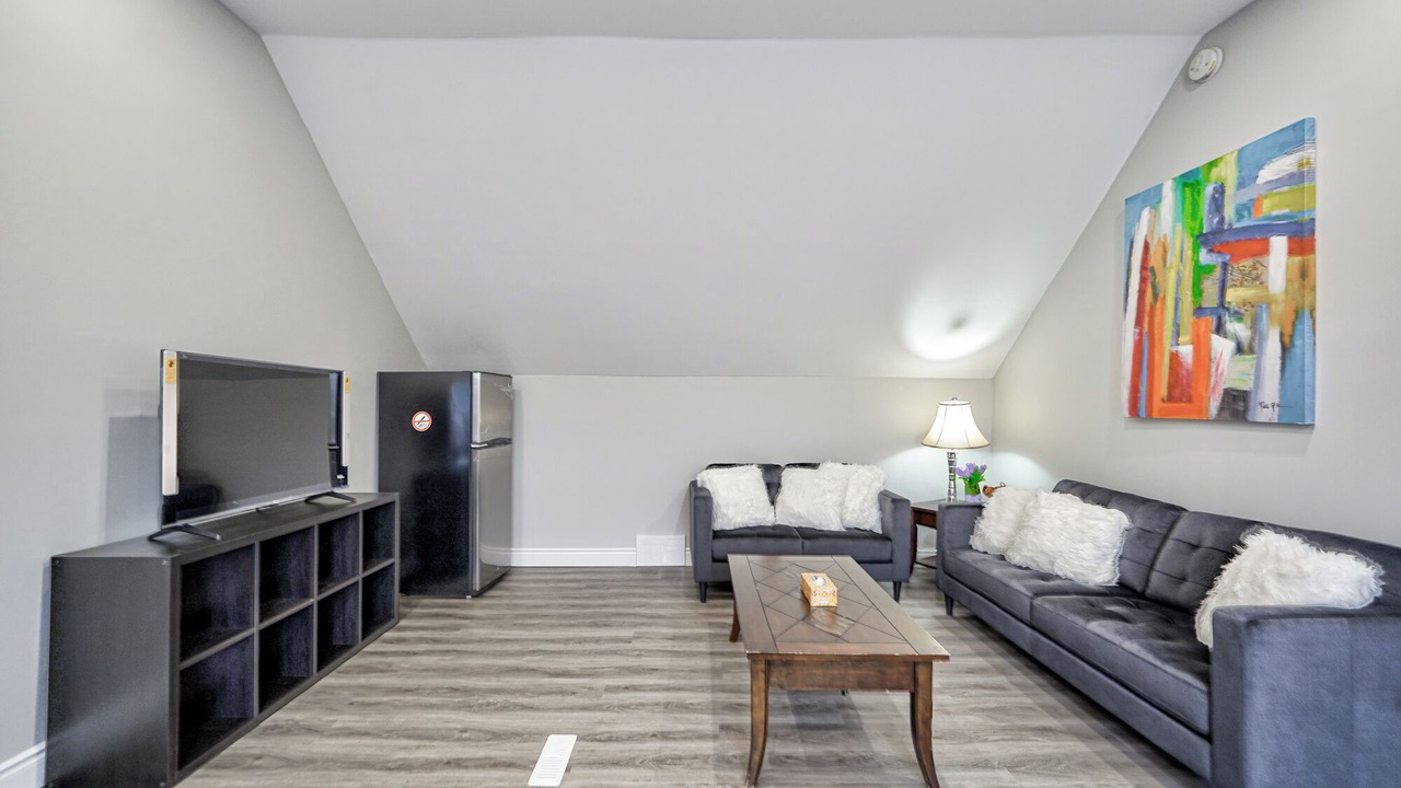 Photo of Livingroom in Niagara Falls