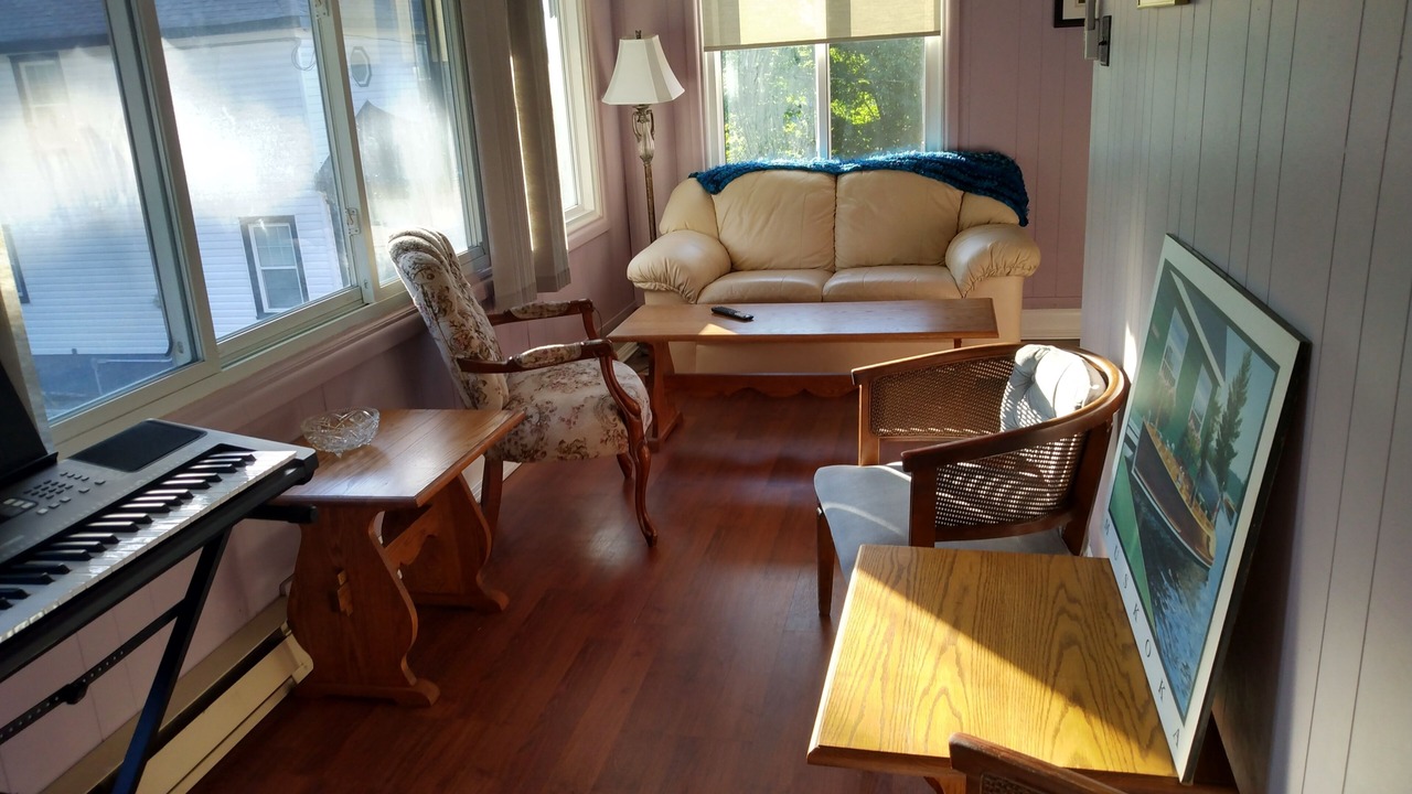 Photo of Livingroom in Midland