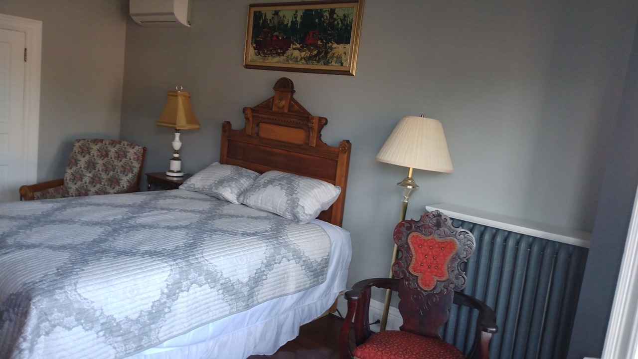 Photo of Bedroom in Midland