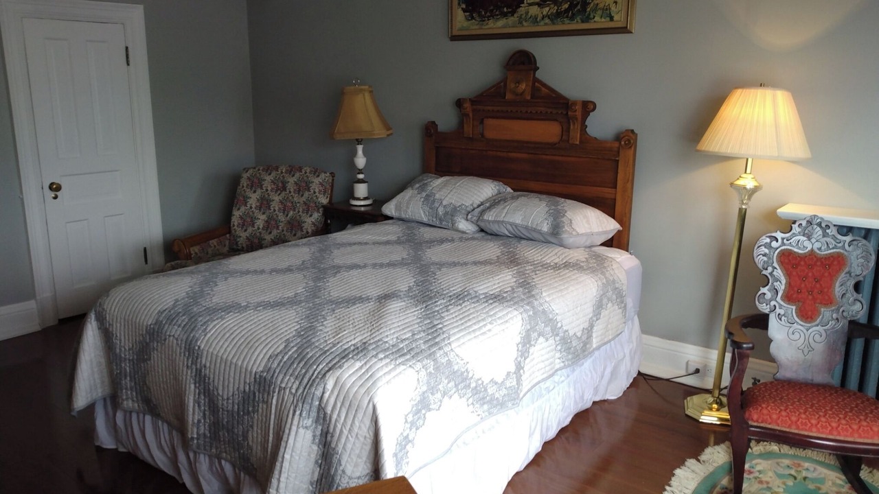 Photo of Bedroom in Midland