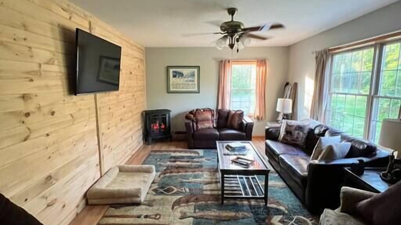 Photo of Livingroom in Springwater