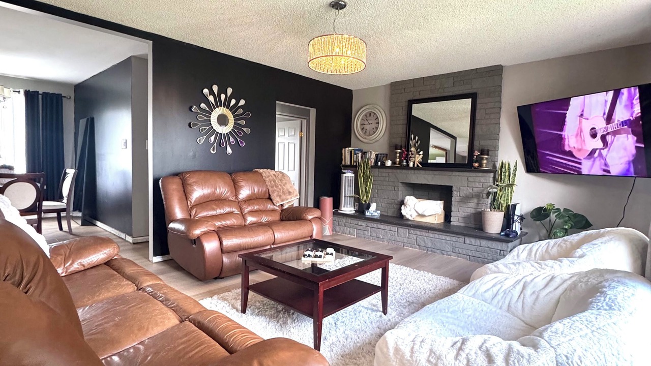 Photo of Livingroom in Yorkton