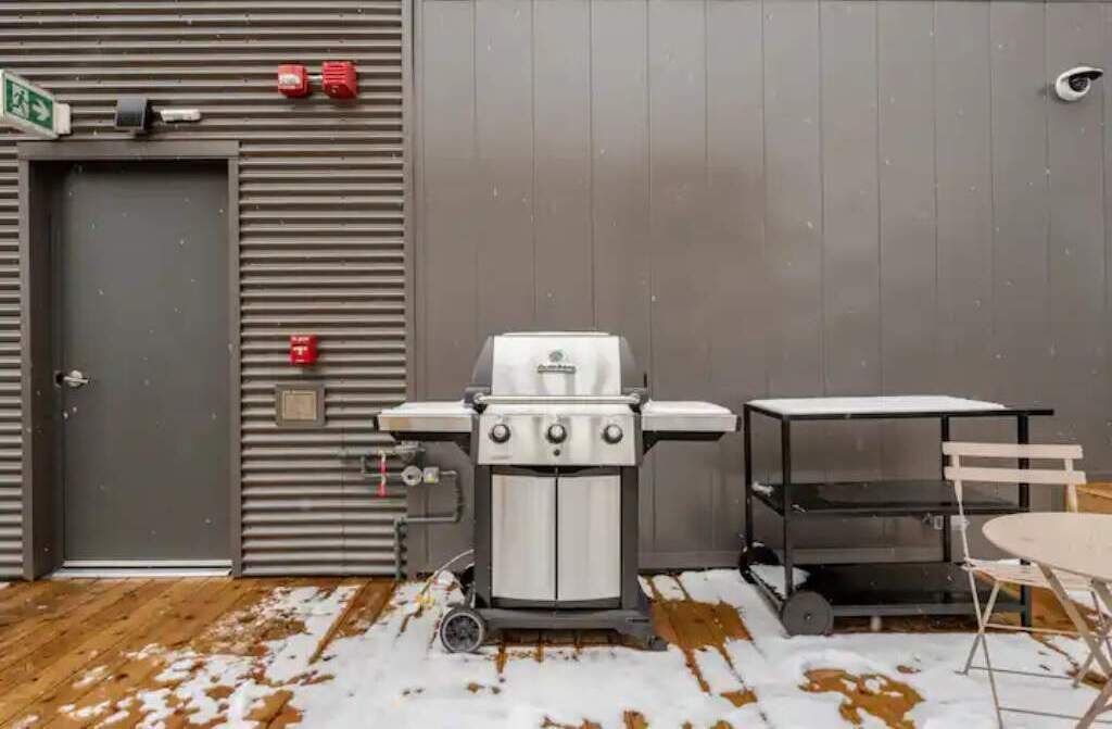 Photo of Outdoor in Sunnyside