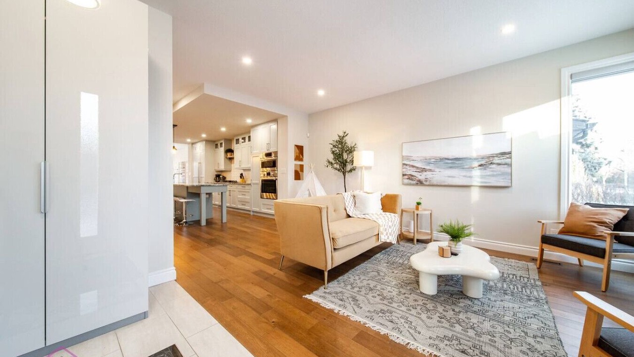 Photo of Livingroom in West Edmonton