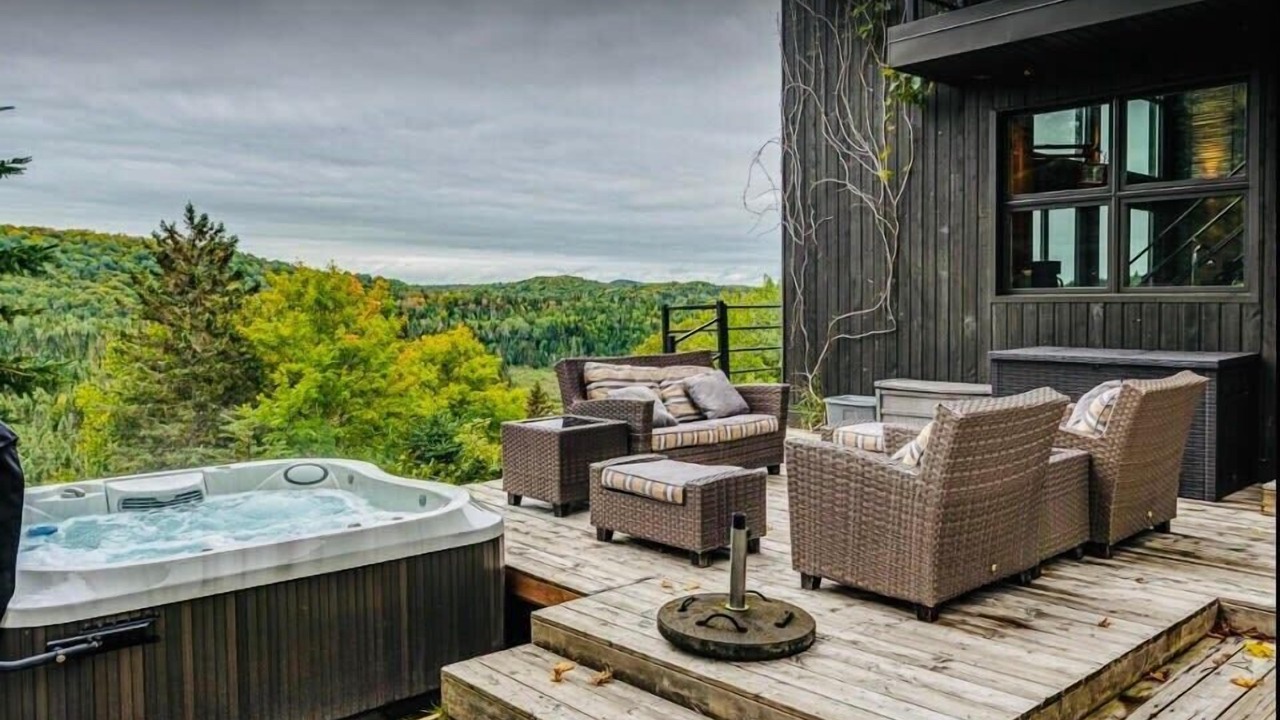 Photo of Patio Balcony in Saint Donat