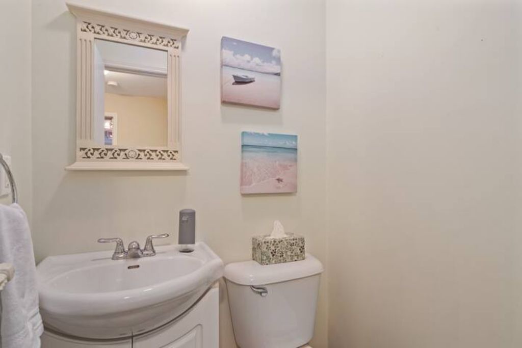 Photo of Bathroom in Kettle Point 44