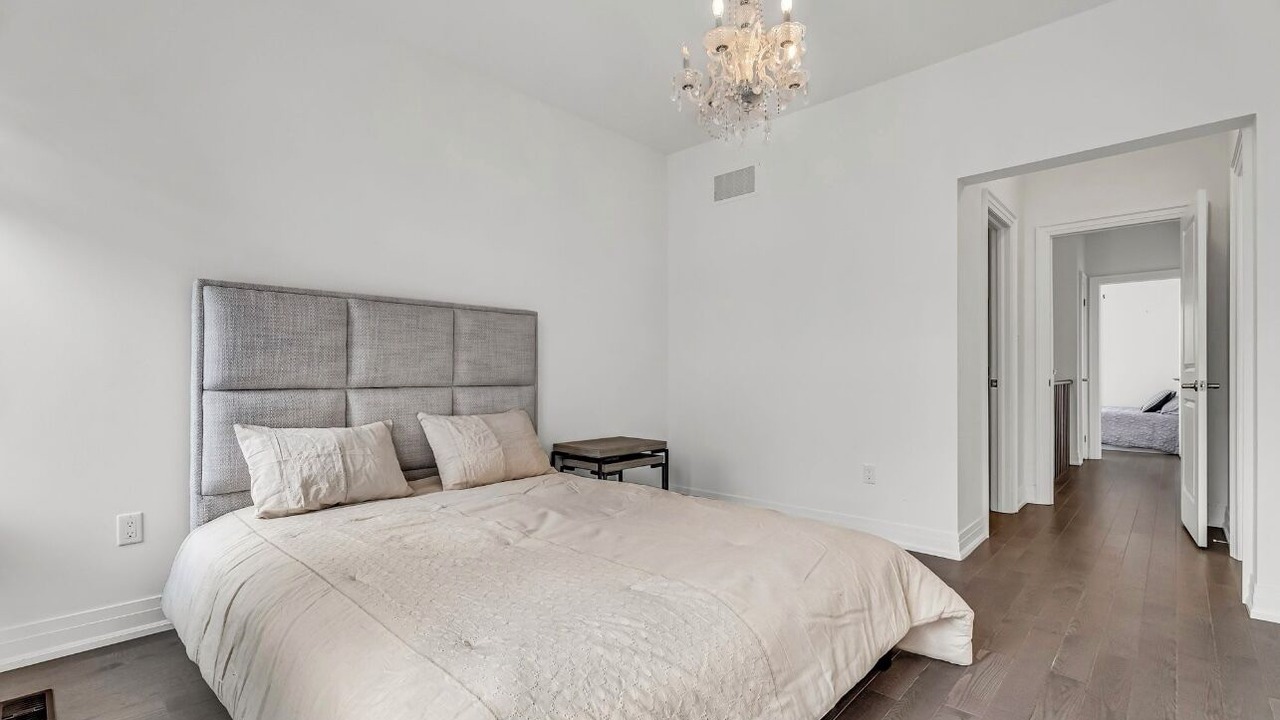 Photo of Bedroom in Richmond Hill