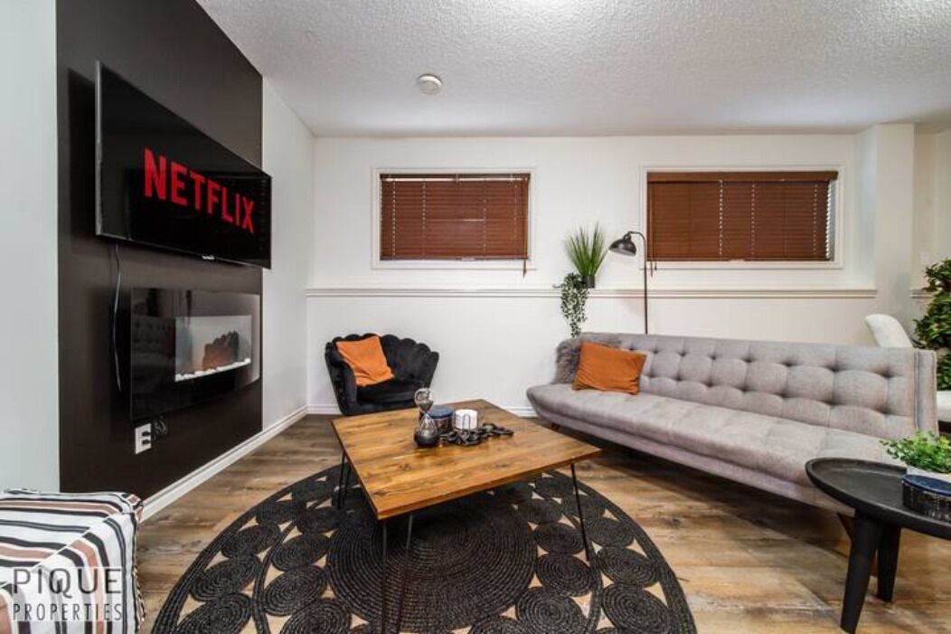 Photo of Livingroom in Jasper Place